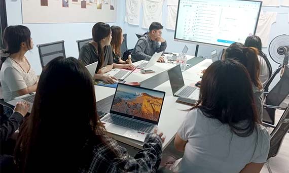 ကုမ္ပဏီ၏အရေးပါသောပြည်တွင်းရေးအစည်းအဝေး