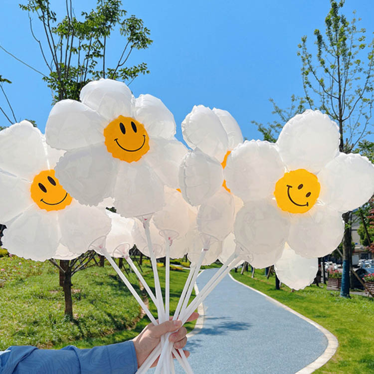 Daisy Foil Balloon